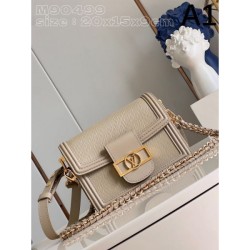 LOUIS VUITTON Shoulder bag 2023FW Obsessed with elegant colors