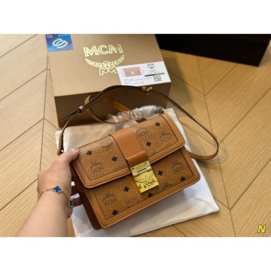 MCM Shoulder Bag 2023FW Overseas Limited! MCM Shoulder Bag 2023FW Overseas Limited!