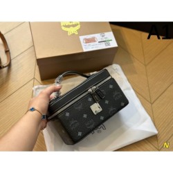 MCM Tote Bag 2023FW Recommended for fall/winter wear