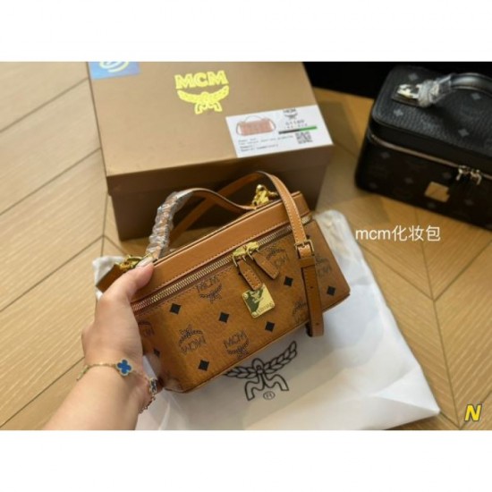 MCM Tote Bag 2023FW Recommended for fall/winter wear MCM Tote Bag 2023FW Recommended for fall/winter wear