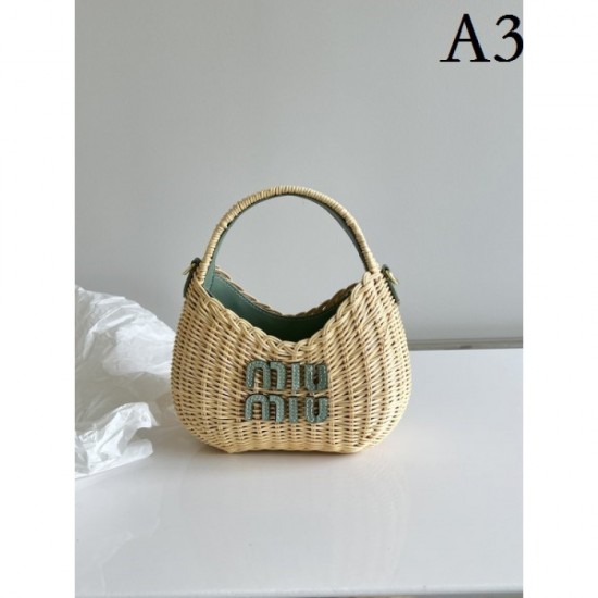 MIU MIU Miu Miu tote bag 2023SS summer new product sold out soon MIU MIU Miu Miu tote bag 2023SS summer new product sold out soon