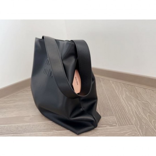 MIU MIU Tote bag 2023FW Excellent trendy feeling MIU MIU Tote bag 2023FW Excellent trendy feeling