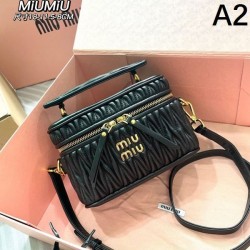 MIU MIU shoulder bag 2023FW super classic