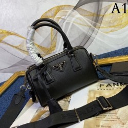 2023SS PRADA Prada spring and summer latest work sold out inevitable tote bag