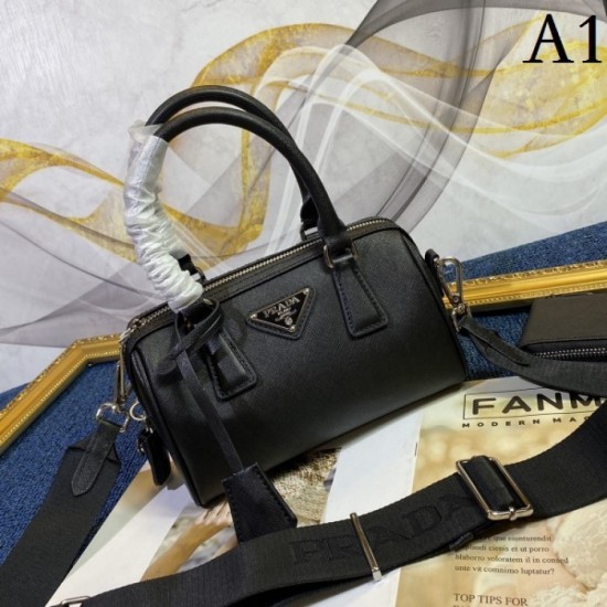 2023SS PRADA Prada spring and summer latest work sold out inevitable tote bag 2023SS PRADA Prada spring and summer latest work sold out inevitable tote bag