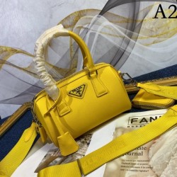 2023SS PRADA Prada spring and summer latest work sold out inevitable tote bag