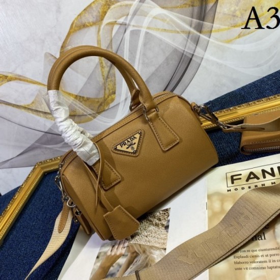 2023SS PRADA Prada spring and summer latest work sold out inevitable tote bag 2023SS PRADA Prada spring and summer latest work sold out inevitable tote bag
