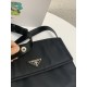 2023SS PRADA Appears at a new price! Shoulder bag 2023SS PRADA Appears at a new price! Shoulder bag