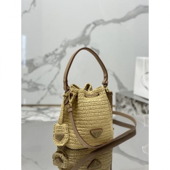 PRADA Prada tote bag 2023FW trend coordination PRADA Prada tote bag 2023FW trend coordination