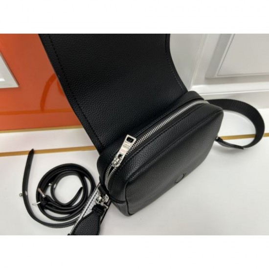 PRADA Shoulder Bag 2023FW A brand that is very popular in Japan PRADA Shoulder Bag 2023FW A brand that is very popular in Japan