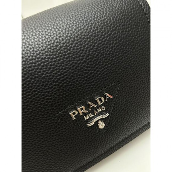 PRADA Shoulder Bag 2023FW A brand that is very popular in Japan PRADA Shoulder Bag 2023FW A brand that is very popular in Japan