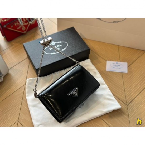 PRADA Shoulder Bag 2023FW TOP Seller Award Winner! PRADA Shoulder Bag 2023FW TOP Seller Award Winner!