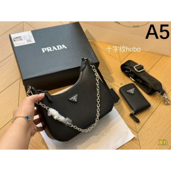 PRADA Prada tote bag 2023FW half price SALE difficult to obtain PRADA Prada tote bag 2023FW half price SALE difficult to obtain