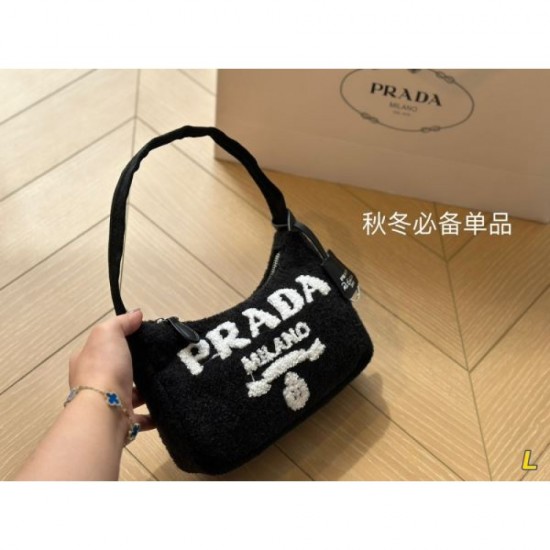 PRADA Prada tote bag 2023FW popular colors now in stock! PRADA Prada tote bag 2023FW popular colors now in stock!