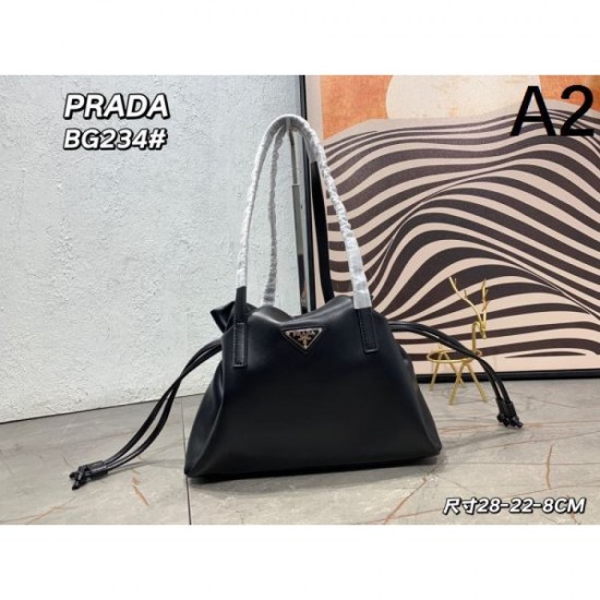 PRADA Prada tote bag 2023FW This season's trend classic style PRADA Prada tote bag 2023FW This season's trend classic style