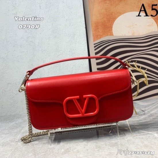 2023SS VALENTINO Valentino latest arrival shoulder bag 2023SS VALENTINO Valentino latest arrival shoulder bag