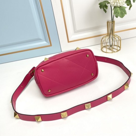 2023SS VALENTINO Valentino latest extreme popularity shoulder bag 2023SS VALENTINO Valentino latest extreme popularity shoulder bag