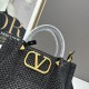 VALENTINO Valentino tote bag 2023SS popularity No. 1 VALENTINO Valentino tote bag 2023SS popularity No. 1