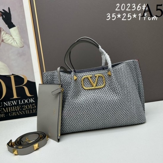 VALENTINO Valentino tote bag 2023SS attention No.1 VALENTINO Valentino tote bag 2023SS attention No.1