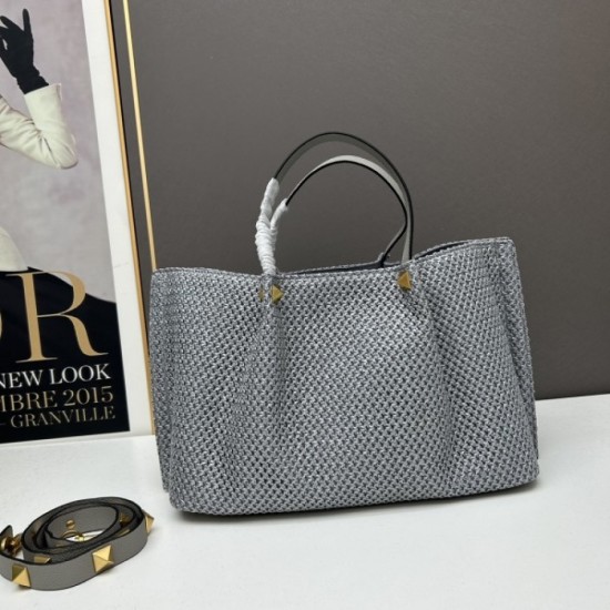 VALENTINO Valentino tote bag 2023SS attention No.1 VALENTINO Valentino tote bag 2023SS attention No.1