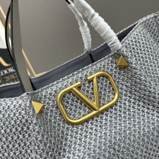 VALENTINO Valentino tote bag 2023SS attention No.1 VALENTINO Valentino tote bag 2023SS attention No.1