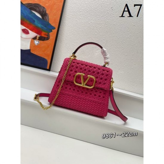 VALENTINO Tote Bag 2023FW Super Rare Product VALENTINO Tote Bag 2023FW Super Rare Product