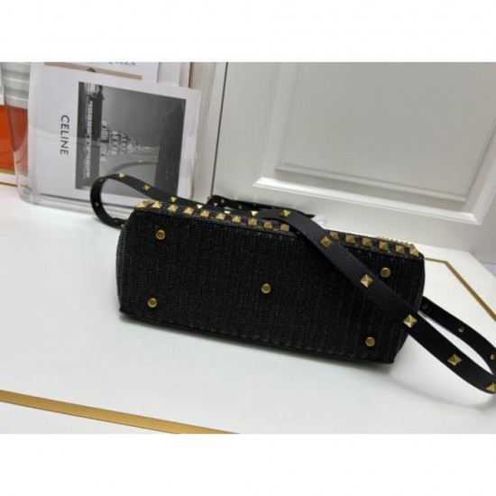 VALENTINO Tote bag 2023FW Limited time offer! VALENTINO Tote bag 2023FW Limited time offer!