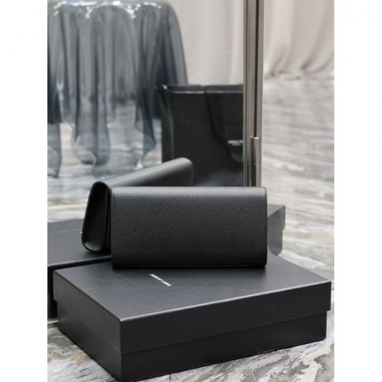 YSL Yves Saint Laurent clutch bag 2023FW New item released for the first time this season YSL Yves Saint Laurent clutch bag 2023FW New item released for the first time this season