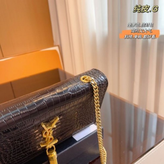 YSL Yves Saint Laurent Shoulder Bag 2023FW 100% New YSL Yves Saint Laurent Shoulder Bag 2023FW 100% New