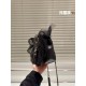 YSL Yves Saint Laurent Shoulder Bag 2023FW Must be sold out YSL Yves Saint Laurent Shoulder Bag 2023FW Must be sold out
