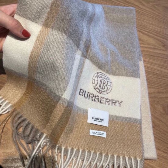 2023FW Muffler BURBERRY Burberry Popular ☆ Recommended for winter 2023FW Muffler BURBERRY Burberry Popular ☆ Recommended for winter