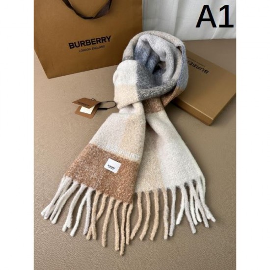 2023FW Muffler BURBERRY Burberry very rare color 2023FW Muffler BURBERRY Burberry very rare color
