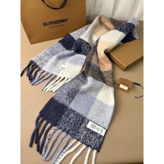 2023FW Muffler BURBERRY Burberry very rare color 2023FW Muffler BURBERRY Burberry very rare color