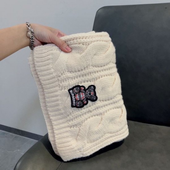 2023FW Muffler BURBERRY Popular brands this winter 2023FW Muffler BURBERRY Popular brands this winter