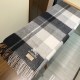 BURBERRY The perfect color for winter 2023FW Scarf BURBERRY The perfect color for winter 2023FW Scarf