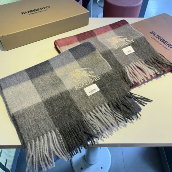 BURBERRY Burberry Last Autumn/Winter Collection 2023FW Scarf BURBERRY Burberry Last Autumn/Winter Collection 2023FW Scarf