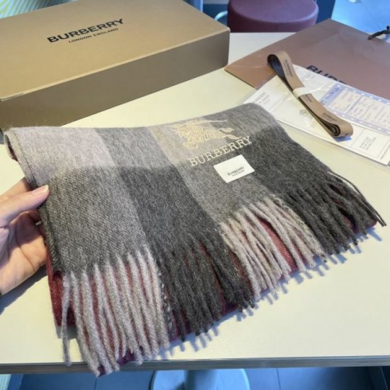 BURBERRY Burberry Last Autumn/Winter Collection 2023FW Scarf BURBERRY Burberry Last Autumn/Winter Collection 2023FW Scarf