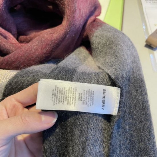 BURBERRY Burberry Last Autumn/Winter Collection 2023FW Scarf BURBERRY Burberry Last Autumn/Winter Collection 2023FW Scarf