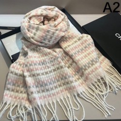 2023FW Muffler CHANEL Recommended for tops this season