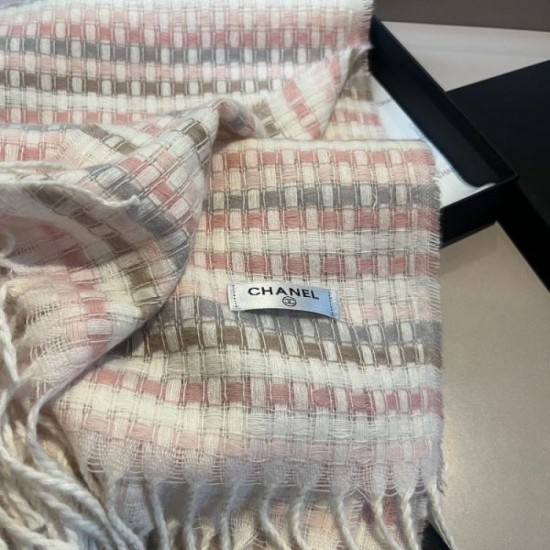 2023FW Muffler CHANEL Recommended for tops this season 2023FW Muffler CHANEL Recommended for tops this season