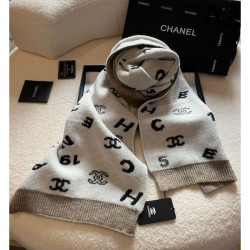 2023FW Muffler CHANEL CHANEL For an elegant casual outfit