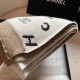 2023FW Muffler CHANEL CHANEL For an elegant casual outfit 2023FW Muffler CHANEL CHANEL For an elegant casual outfit