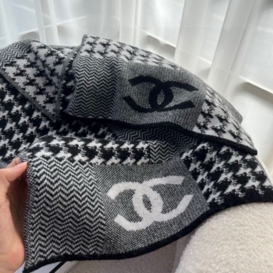 CHANEL Latest Trend Fashion New Arrivals 2023FW Scarf CHANEL Latest Trend Fashion New Arrivals 2023FW Scarf