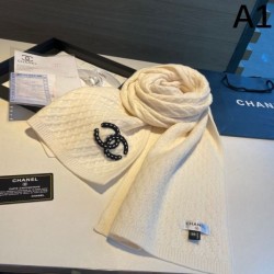 CHANEL This season's trend is to incorporate the 2023FW scarf into Chanel clothing.