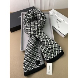 CHANEL Trends you definitely want to keep in mind 2023FW Scarf