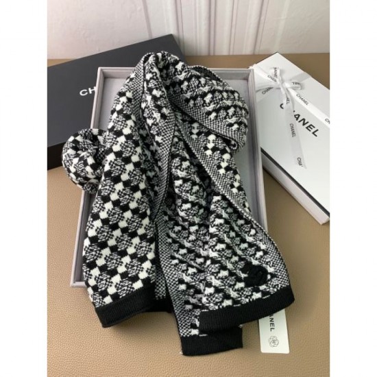 CHANEL Trends you definitely want to keep in mind 2023FW Scarf CHANEL Trends you definitely want to keep in mind 2023FW Scarf