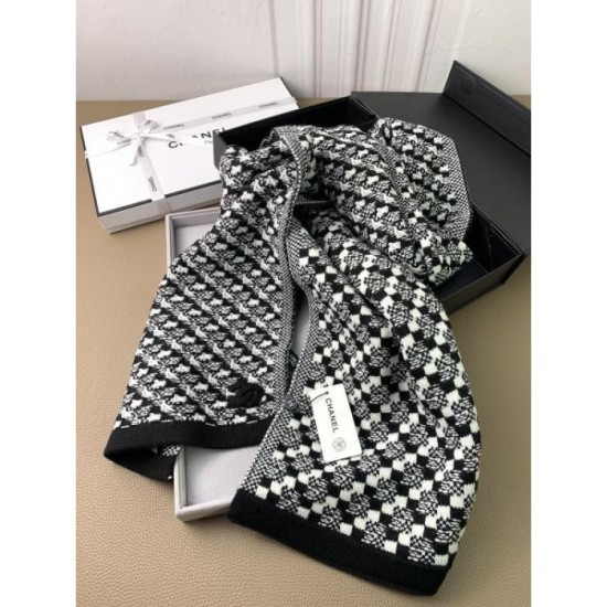 CHANEL Trends you definitely want to keep in mind 2023FW Scarf CHANEL Trends you definitely want to keep in mind 2023FW Scarf