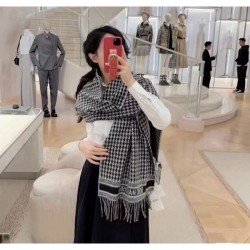 2023FW Muffler DIOR Dior is gaining popularity! Stylish new item