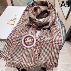 2023FW Muffler DIOR Anyone can be fashionable!