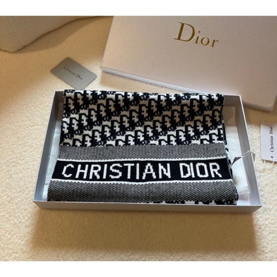 2023FW Muffler DIOR Check out the trends of the Dior season 2023FW Muffler DIOR Check out the trends of the Dior season